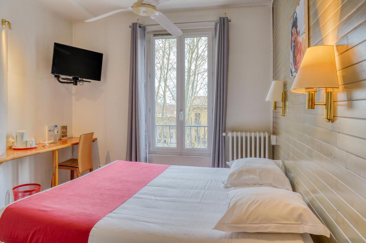 Hotel Le Gambetta Бержерак Экстерьер фото