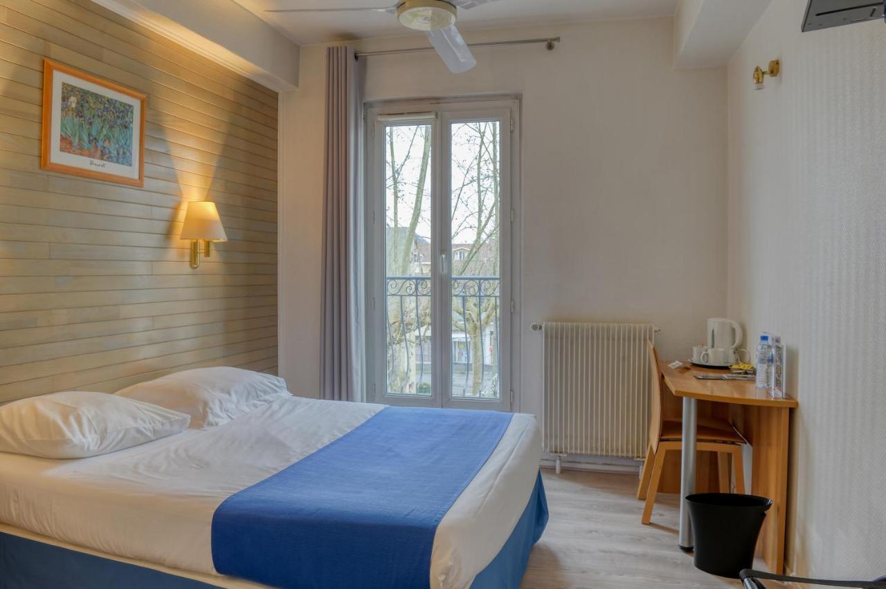 Hotel Le Gambetta Бержерак Экстерьер фото