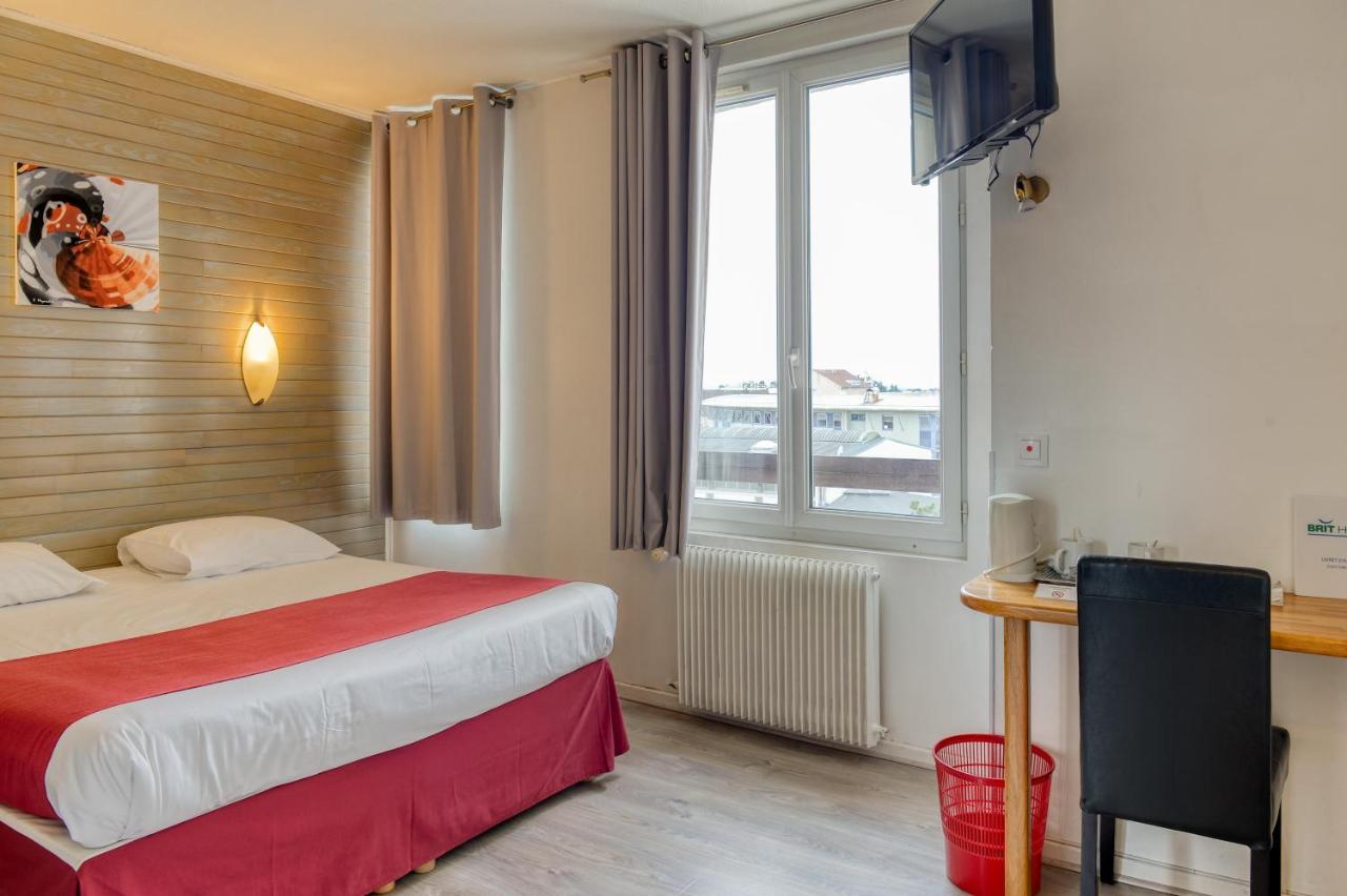 Hotel Le Gambetta Бержерак Экстерьер фото