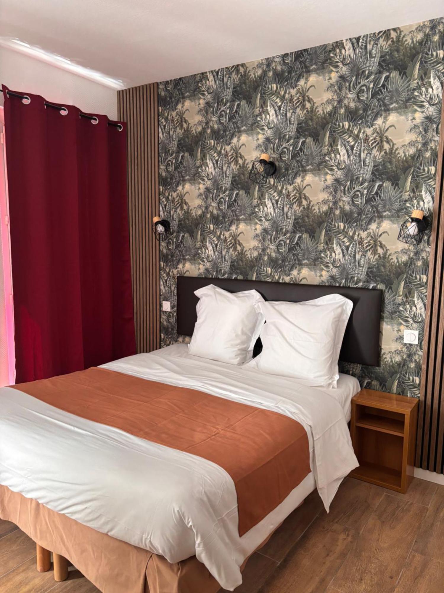 Hotel Le Gambetta Бержерак Экстерьер фото