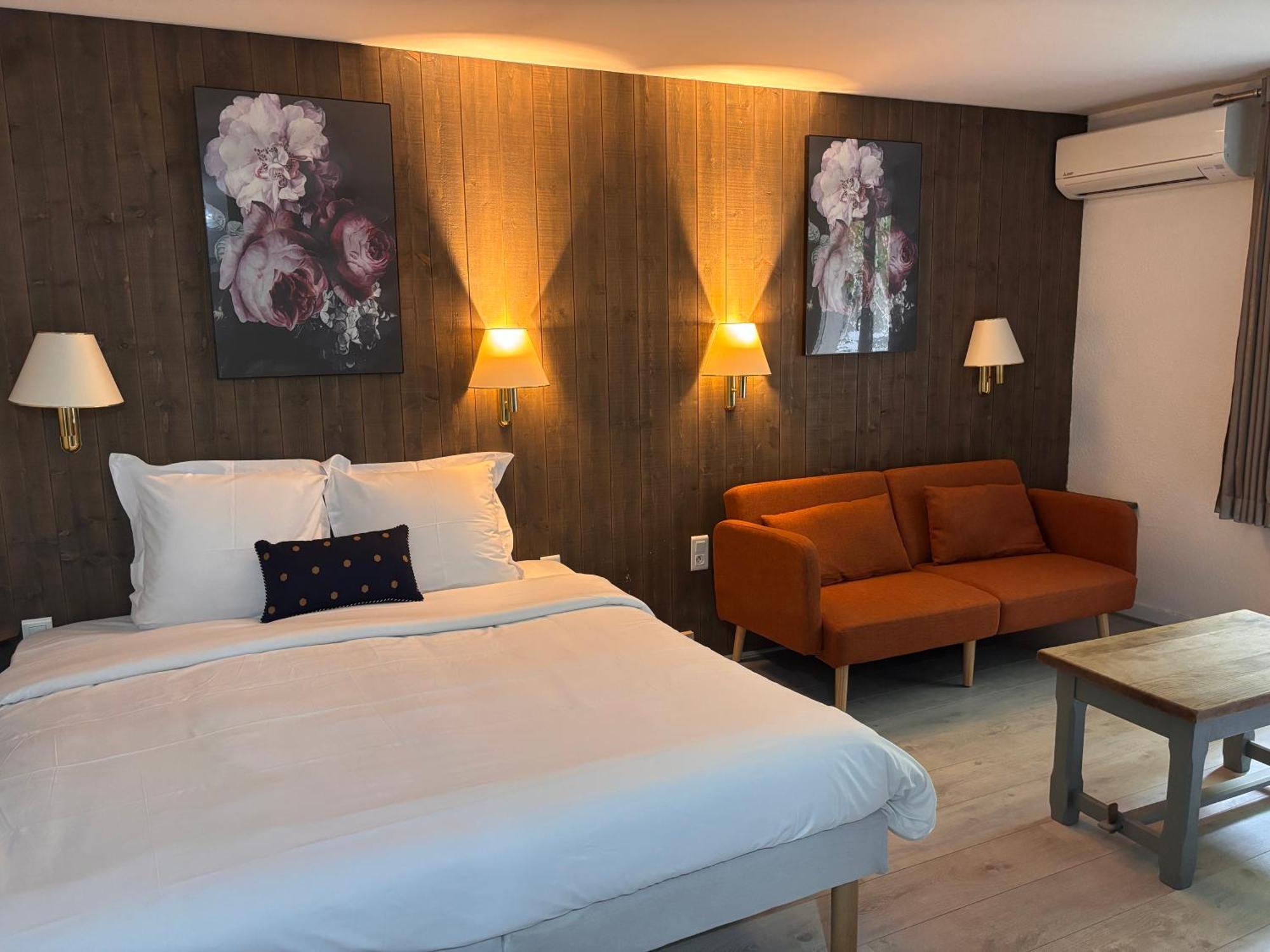 Hotel Le Gambetta Бержерак Экстерьер фото